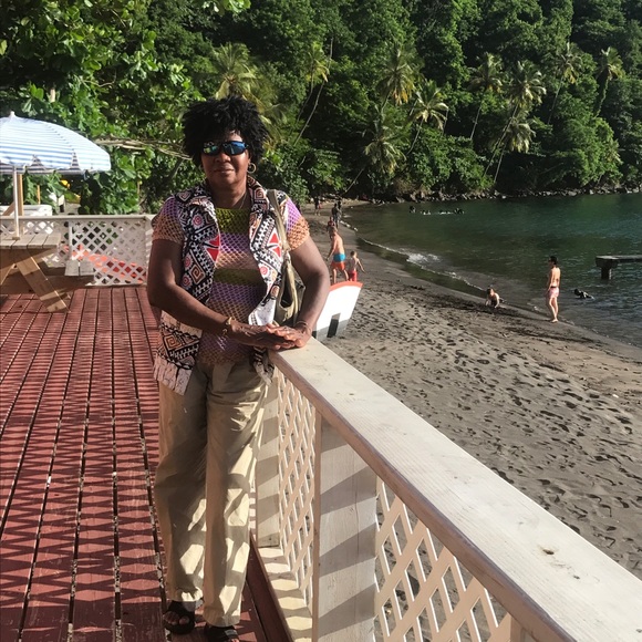 Meet your Posher, Maureen - Picture 1 of 1